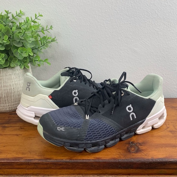 On Running Shoes - On Cloud | Helion Running Sneaker Shoes